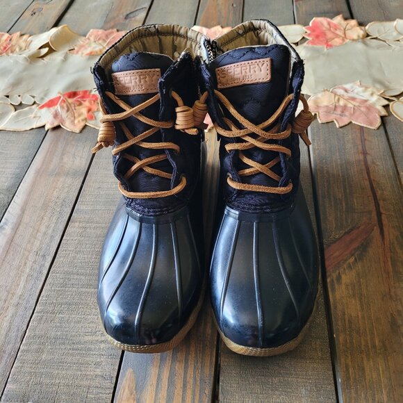 Sperry Women's Saltwater Quilt Duck Boot Size 7 - Picture 1 of 9